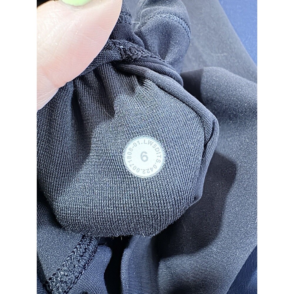 Lululemon Size 6 Align HR Tight 28” Black - Picture 5 of 5